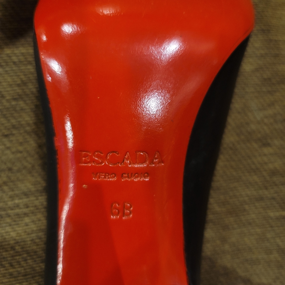 Escada Black and Red Square Toed Heels size 6B - Picture 9 of 9